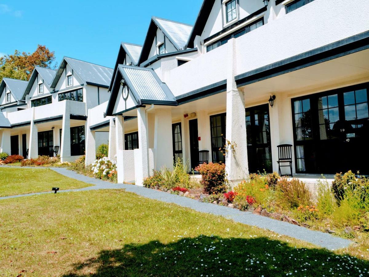 Salty Dog Inn Snells Beach Exterior photo